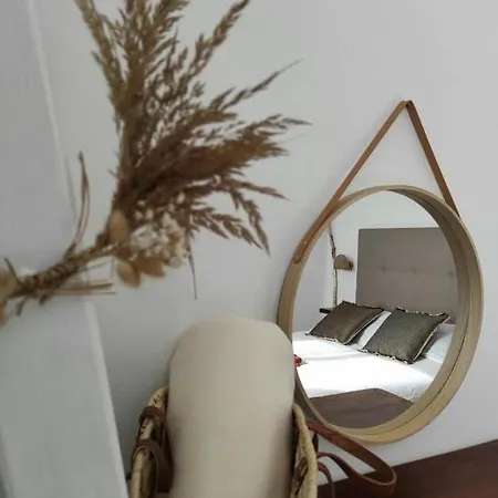 Les Jardins De Bed & Breakfast 3*