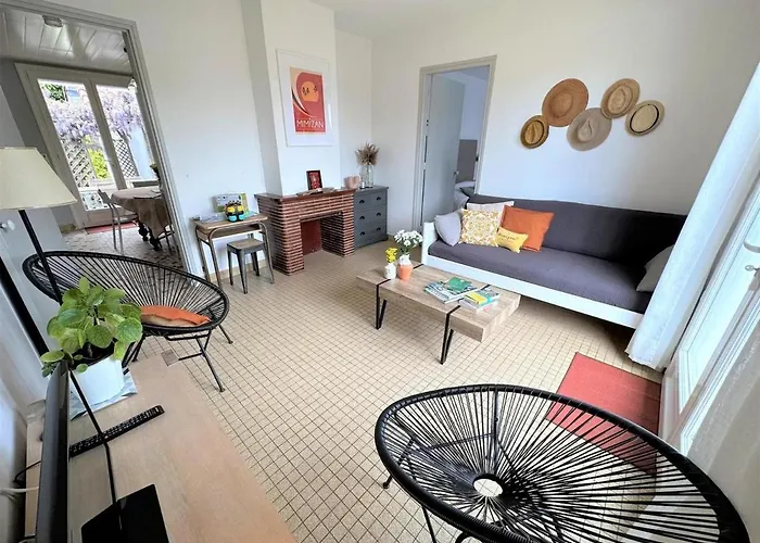 Bed & Breakfast Les Jardins De 3*