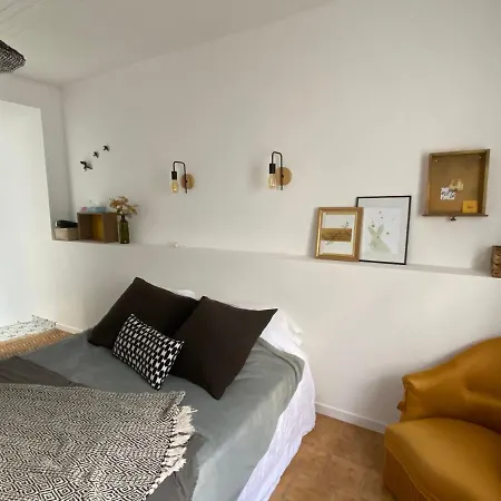 Les Jardins De Bed & Breakfast *