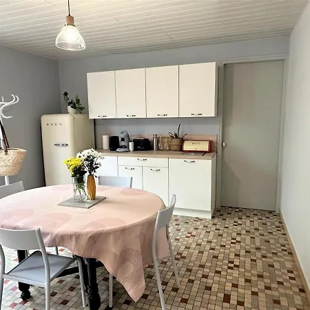 Alojamento de Acomodação e Pequeno-almoço Les Jardins De 3*
