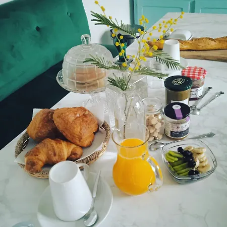 Les Jardins De Alojamento de Acomodação e Pequeno-almoço 3*