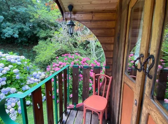 Les Jardins De فندق مبيت وإفطار 3*